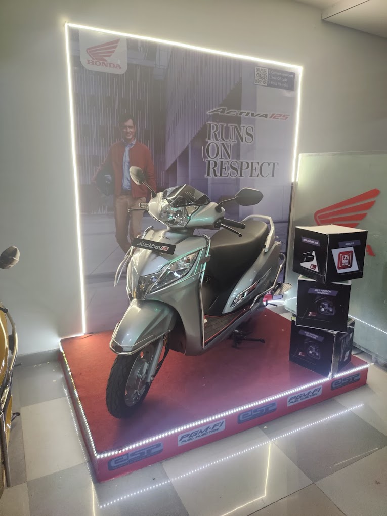 Ashapura Honda Motors Two Wheeler and Scooty Showroom