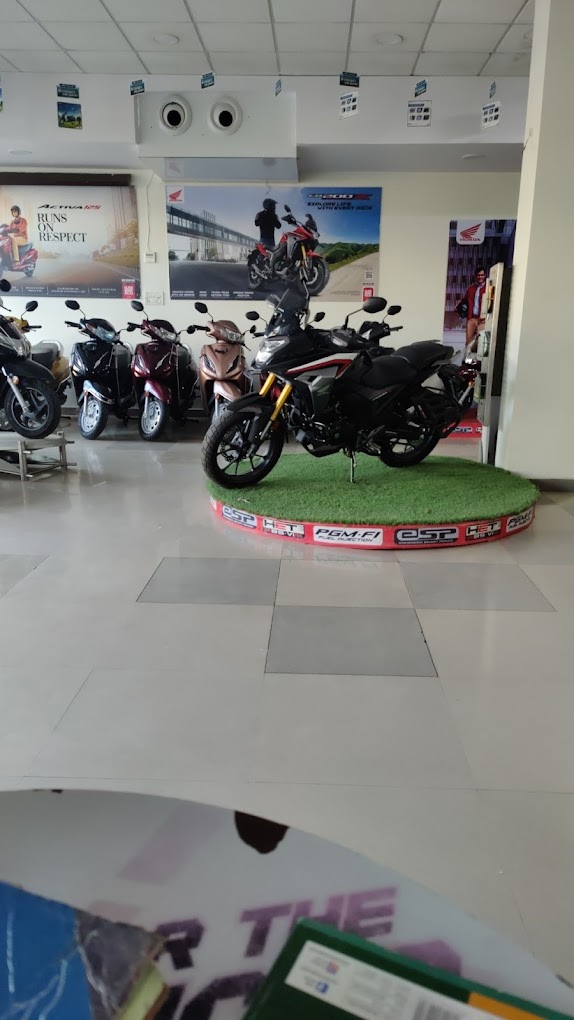 Ashapura Honda Motors Two Wheeler and Scooty Showroom